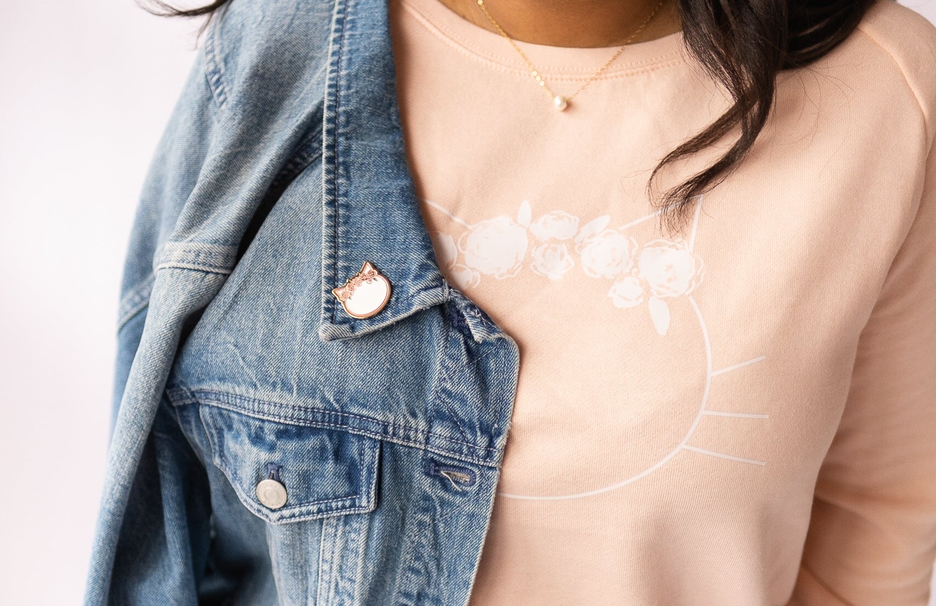 Cat enamel pin