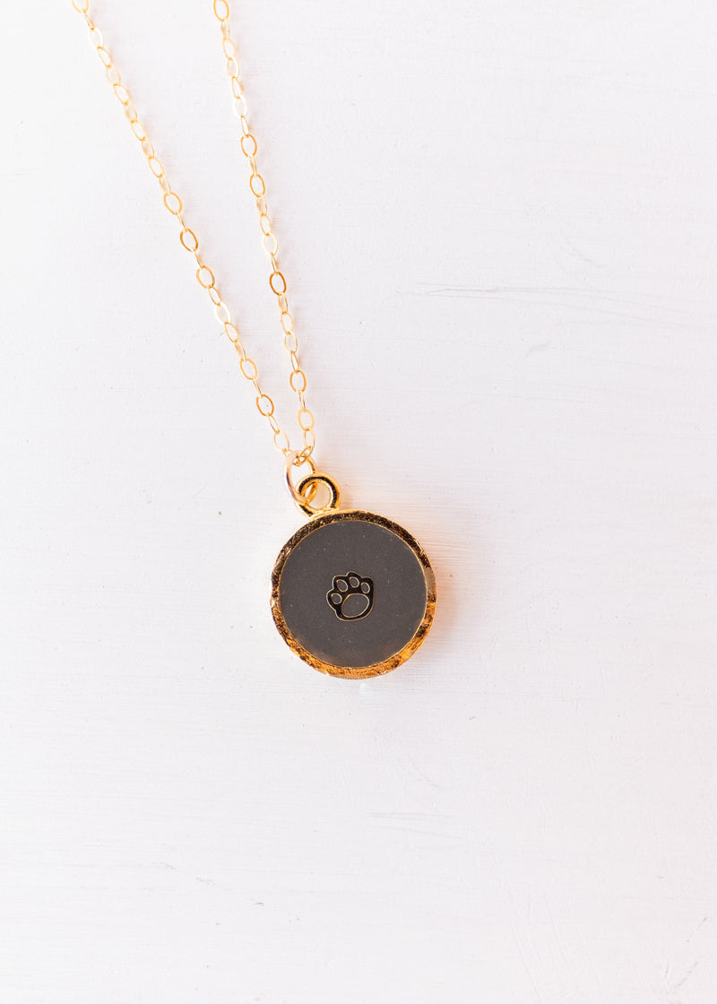 Circle Toe Bean necklace