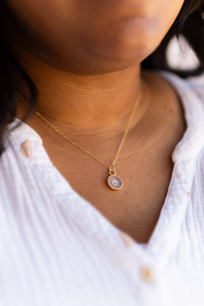 Round Toe Bean necklace (clear)